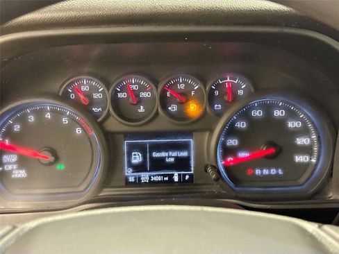 Used 2022 Chevrolet Silverado 1500 Custom image 27