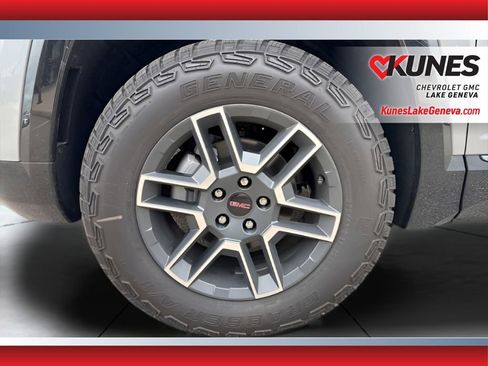 New 2026 GMC Terrain AT4 w/ Convenience Package III image 50