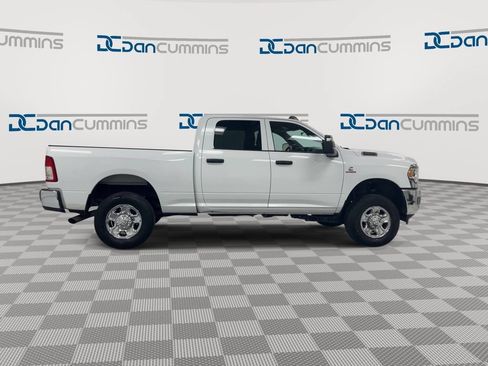 Used 2024 RAM 3500 Tradesman w/ Chrome Appearance Group AWD/4WD image 9