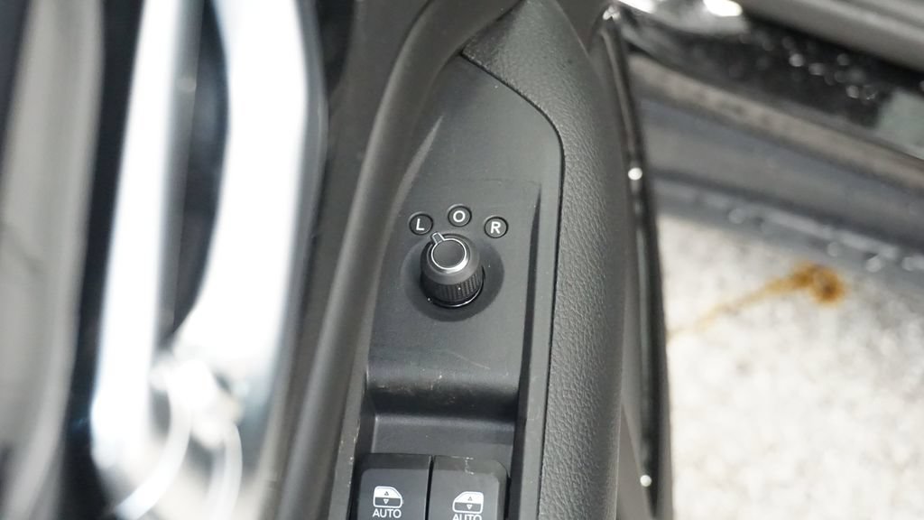 New 2026 Jeep Compass Latitude AWD/4WD image 33