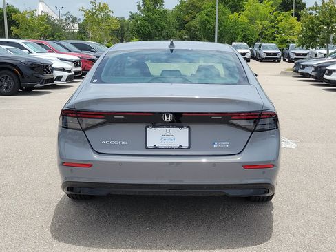 Used 2025 Honda Accord Touring image 5