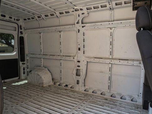Used 2023 RAM ProMaster 2500 FWD image 37