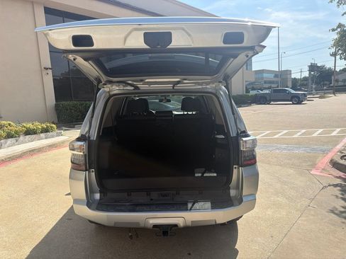 Used 2019 Toyota 4Runner SR5 Premium RWD image 28