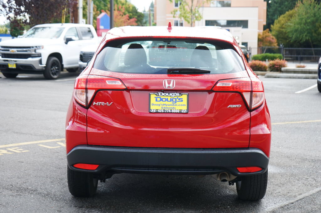 Used 2018 Honda HR-V LX image 8