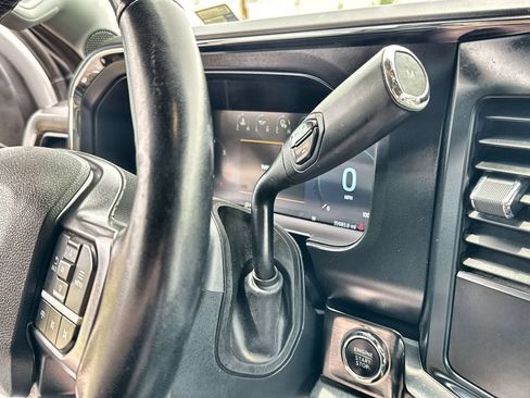 Used 2024 Ford F250 Lariat w/ Black Appearance Package AWD/4WD image 23