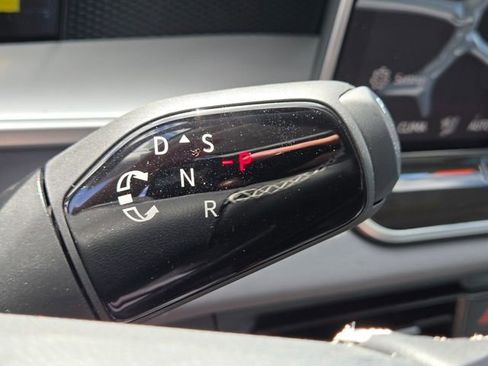 New 2026 Volkswagen Tiguan SE AWD/4WD image 15