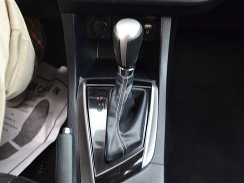 Used 2014 Toyota Corolla S image 15