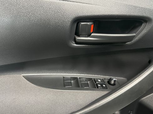 Used 2023 Toyota Corolla LE image 11