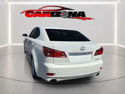 Used 2011 Lexus IS 250 w/ Premium Pkg Value Edition RWD image 9
