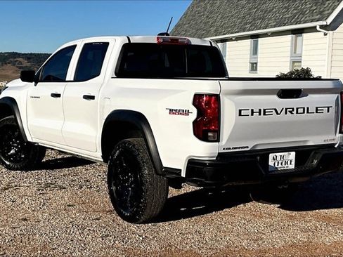 Used 2024 Chevrolet Colorado Trail Boss w/ Safety Package image 4