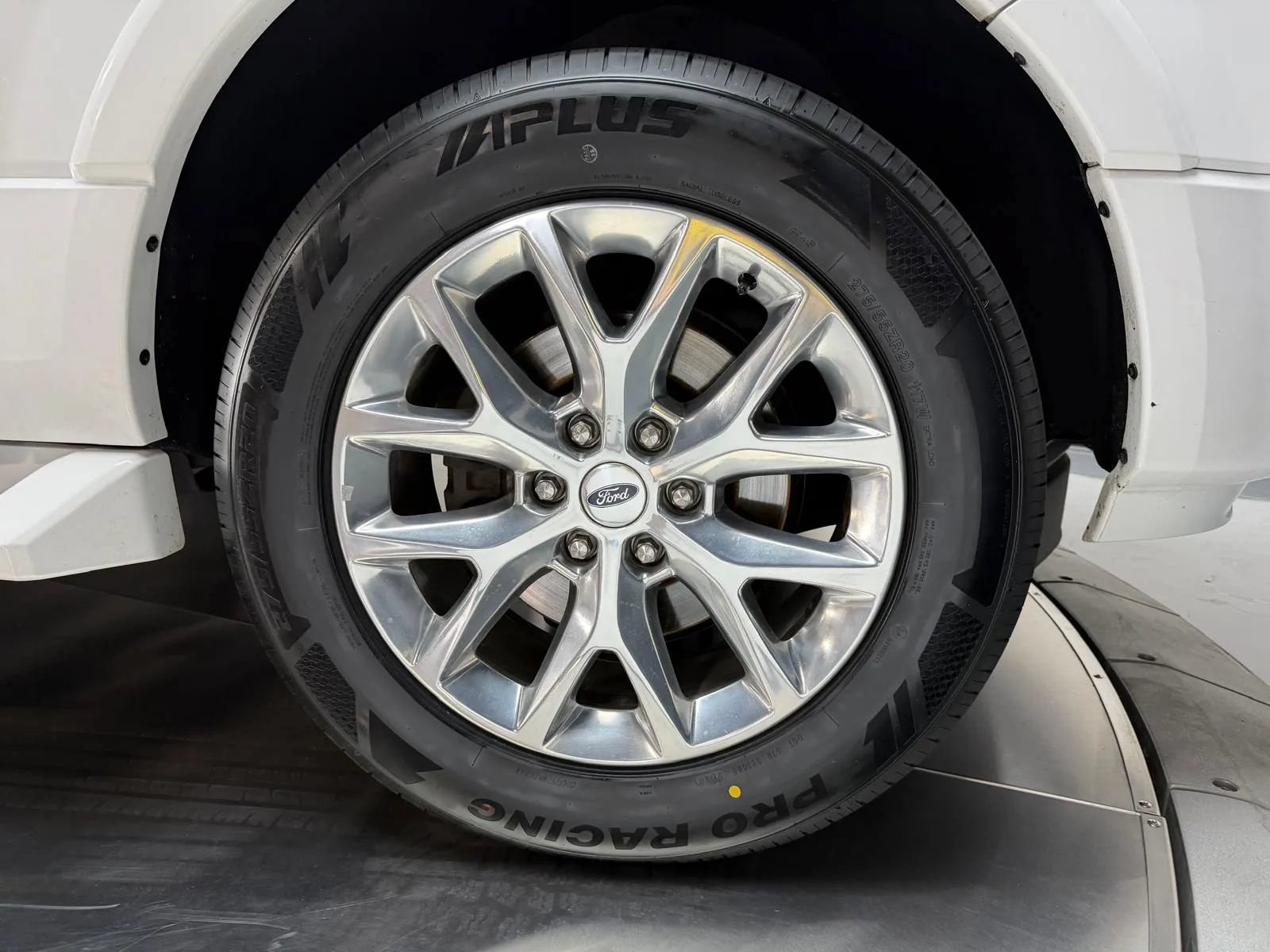 Used 2017 Ford Expedition EL Limited RWD image 7