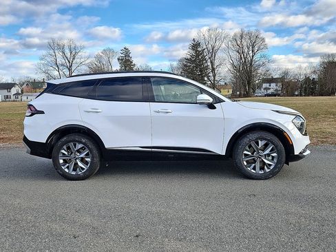 Certified 2023 Kia Sportage SX image 8