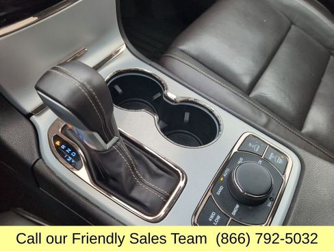 Used 2019 Jeep Grand Cherokee Summit w/ Platinum Series Group image 25