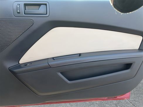 Used 2014 Ford Mustang V6 w/ Equipment Group 102A image 37