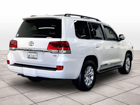 Used 2019 Toyota Land Cruiser AWD/4WD image 16