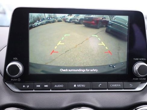 Used 2024 Nissan Sentra SV image 5