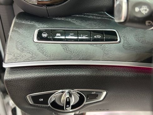 Used 2019 Mercedes-Benz E 53 AMG 4MATIC Cabriolet image 12