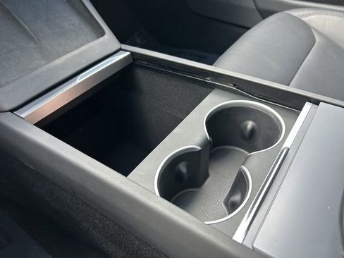 Used 2024 Tesla Model 3 Standard Range image 30