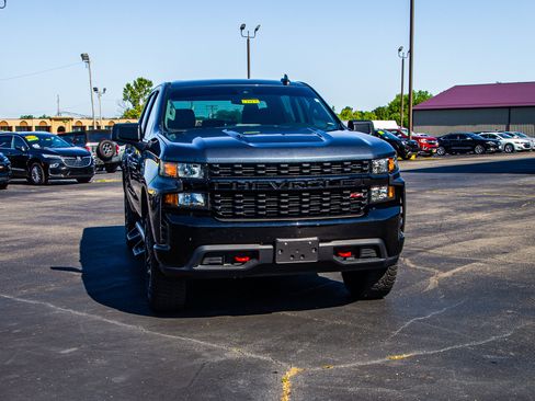 Used 2022 Chevrolet Silverado 1500 Custom Trail Boss w/ Safety Confidence Package AWD/4WD image 10