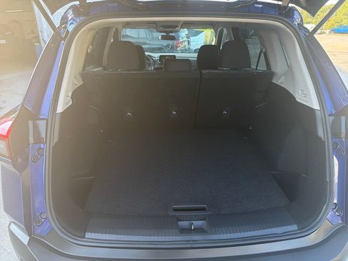 Used 2023 Nissan Rogue SV AWD/4WD image 9