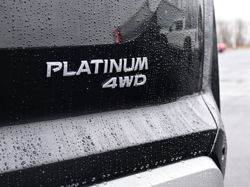 New 2025 Nissan Pathfinder Platinum image 10