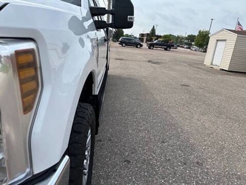 Used 2018 Ford F350 XLT AWD/4WD image 16