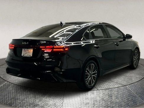 Used 2022 Kia Forte GT-Line w/ GT-Line Premium Package image 8