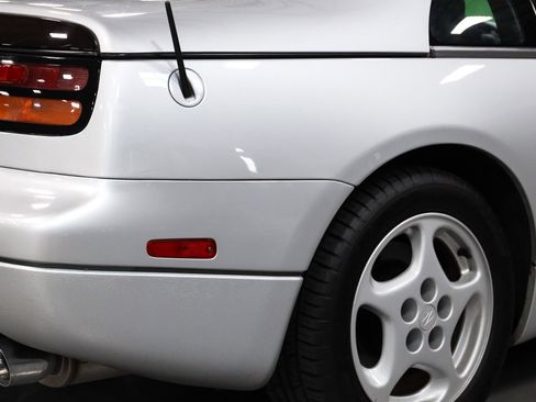 Used 1993 Nissan 300ZX Hatchback RWD image 23