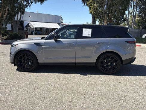 Used 2023 Land Rover Range Rover Sport SE AWD/4WD image 3