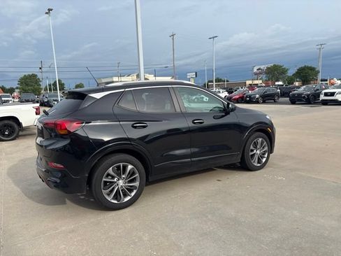 Used 2021 Buick Encore GX Select w/ Experience Buick Package FWD image 3