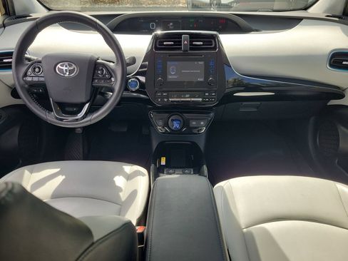 Used 2019 Toyota Prius XLE w/ Advanced Technology Package FWD image 12