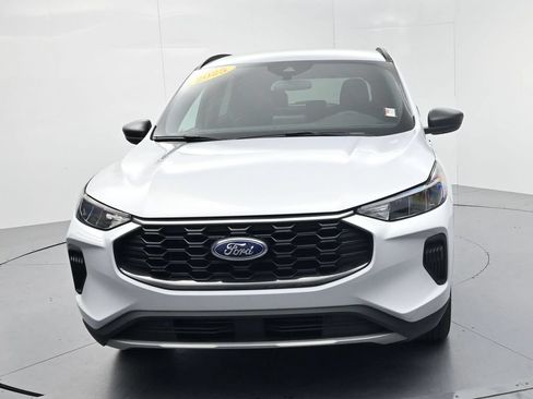 Used 2025 Ford Escape ST-Line FWD image 3