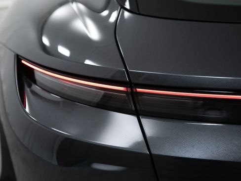 Certified 2023 Porsche Taycan 4S AWD/4WD image 18
