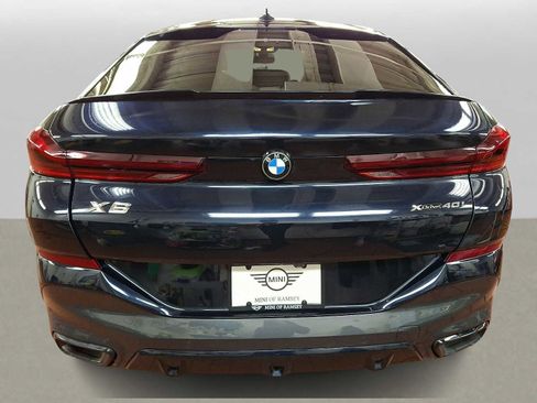 Used 2022 BMW X6 xDrive40i w/ Executive Package image 5