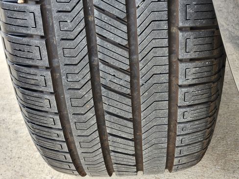 New 2025 Land Rover Defender 110 V8 image 13