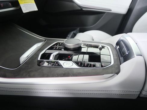 New 2026 BMW X5 xDrive50e w/ M Sport Package image 22