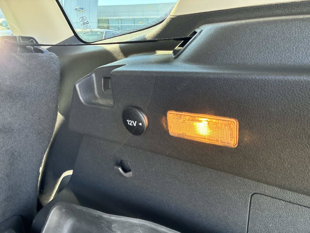 Used 2017 Ford Escape SE FWD image 14