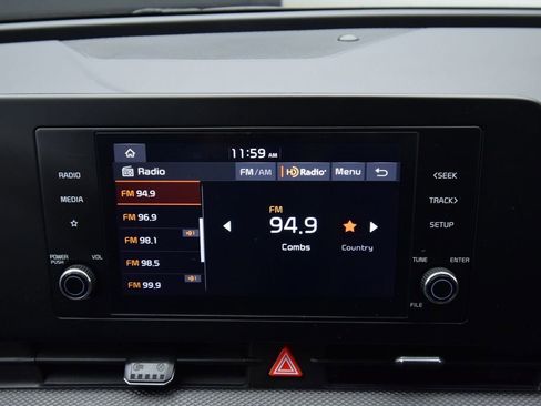 Used 2024 Kia Sportage LX image 16