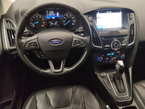 Used 2017 Ford Focus Titanium w/ Titanium Technology Package FWD image 22