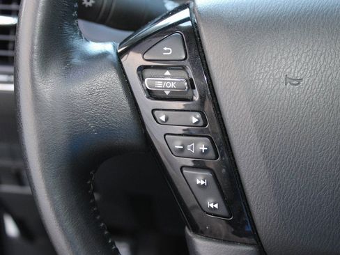 Used 2022 Nissan Armada SL image 14