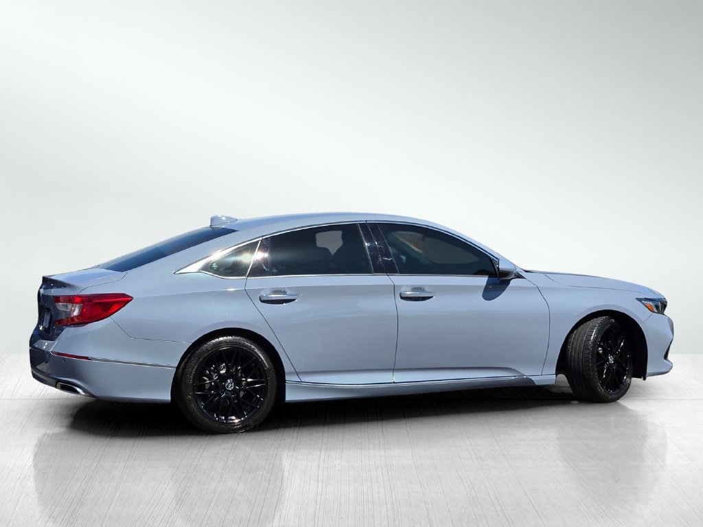 Used 2021 Honda Accord Touring image 3