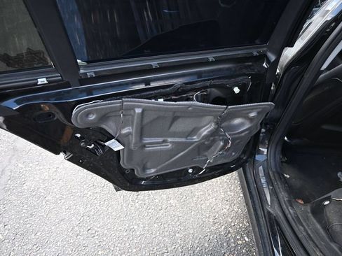 Used 2011 BMW 335i Sedan RWD image 14