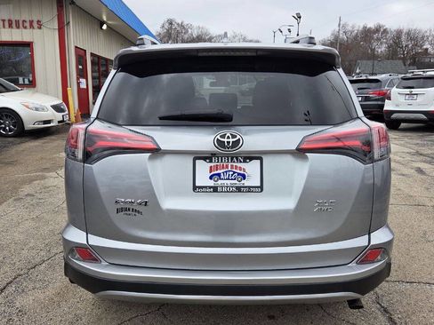 Used 2017 Toyota RAV4 XLE image 7