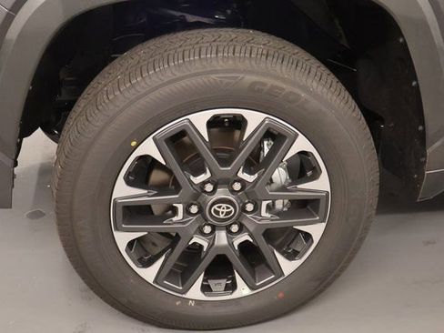 New 2026 Toyota Tundra Limited AWD/4WD image 7