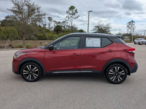 Used 2019 Nissan Kicks SR w/ SR Premium Package image 8