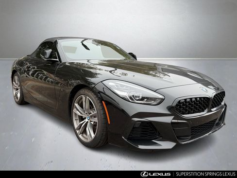 Used 2020 BMW Z4 sDrive30i w/ Premium Package image 2
