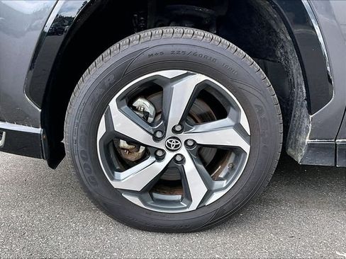 Used 2023 Toyota RAV4 SE AWD/4WD image 7
