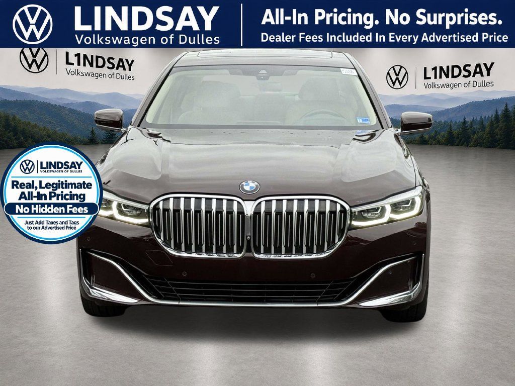 Used 2020 BMW 740i w/ Premium Package RWD image 3