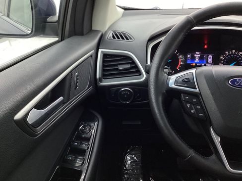 Used 2015 Ford Edge SEL AWD/4WD image 32
