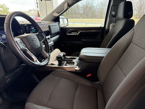 Used 2025 Chevrolet Silverado 1500 RST image 5